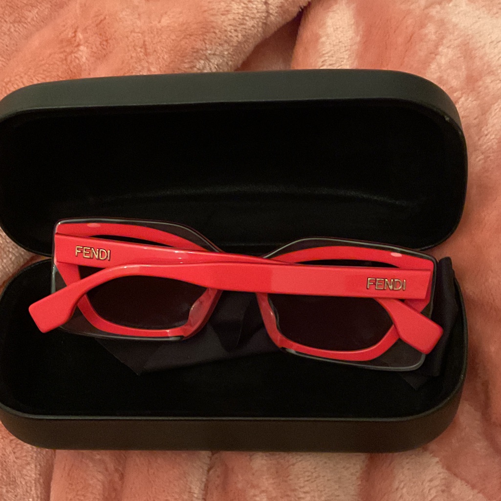 Fendi Stylish Red Sunglasses Clear